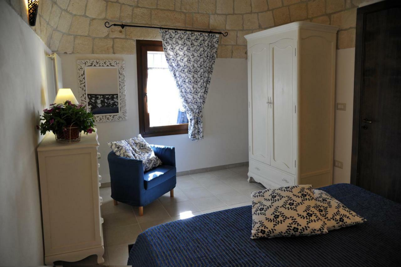 Trullo Delle Querce Suite Private Pool Мартина-Франка Экстерьер фото