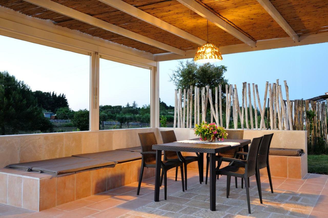 Trullo Delle Querce Suite Private Pool Мартина-Франка Экстерьер фото